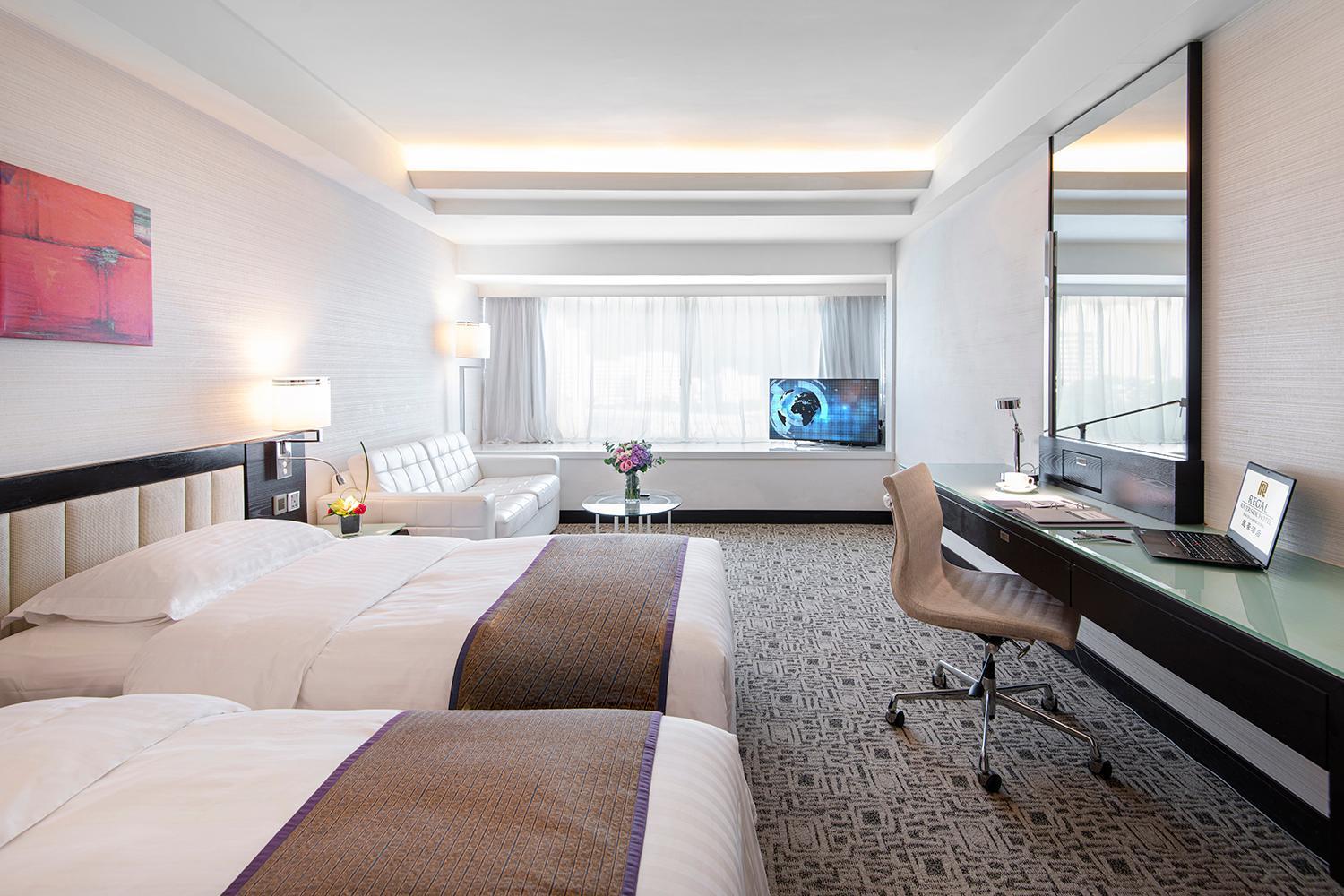 Regal Riverside Hotel Hong Kong Exterior foto